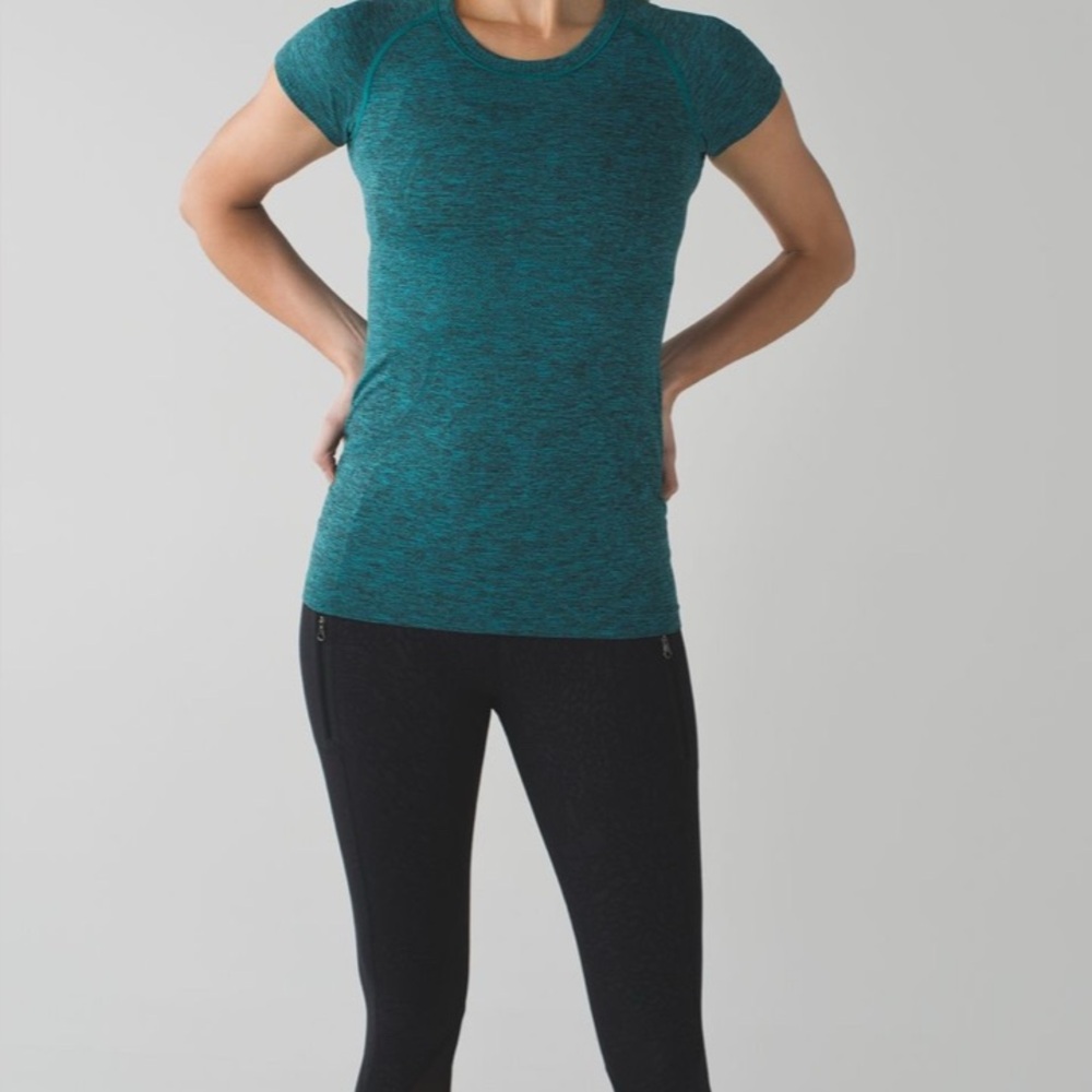 lululemon Size 6 Women's Swiftly Tech Short-Sleeve Shirt Heathered Peacock Blue